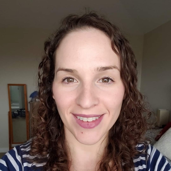 Meet your Posher, Brenna - Picture 1 of 1